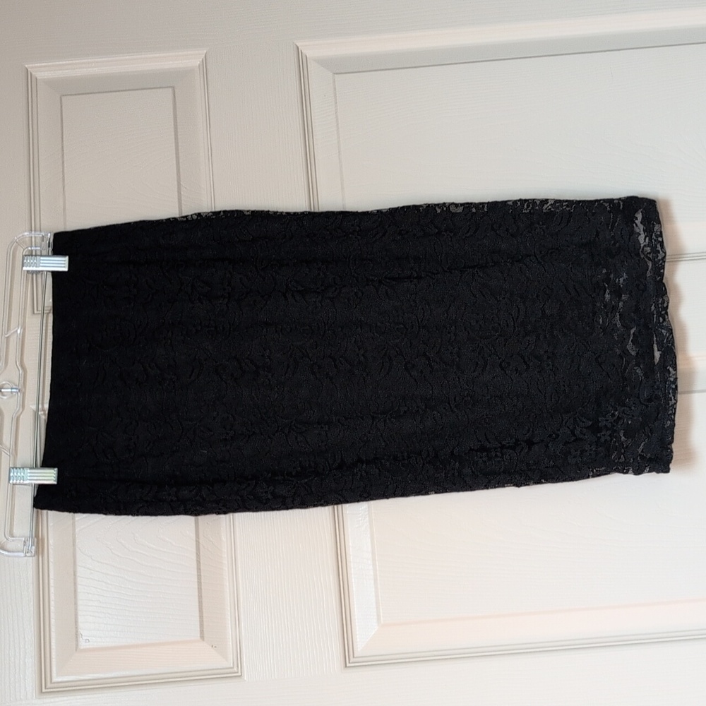 See You Monday Black Lace Pencil Skirt